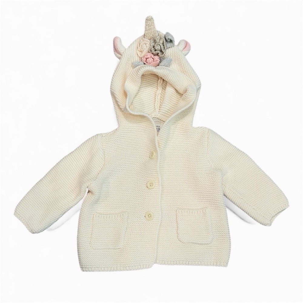 Exellent condition! Baby Gap Unicorn Button Up Sweater Sz 3-6 mos.
